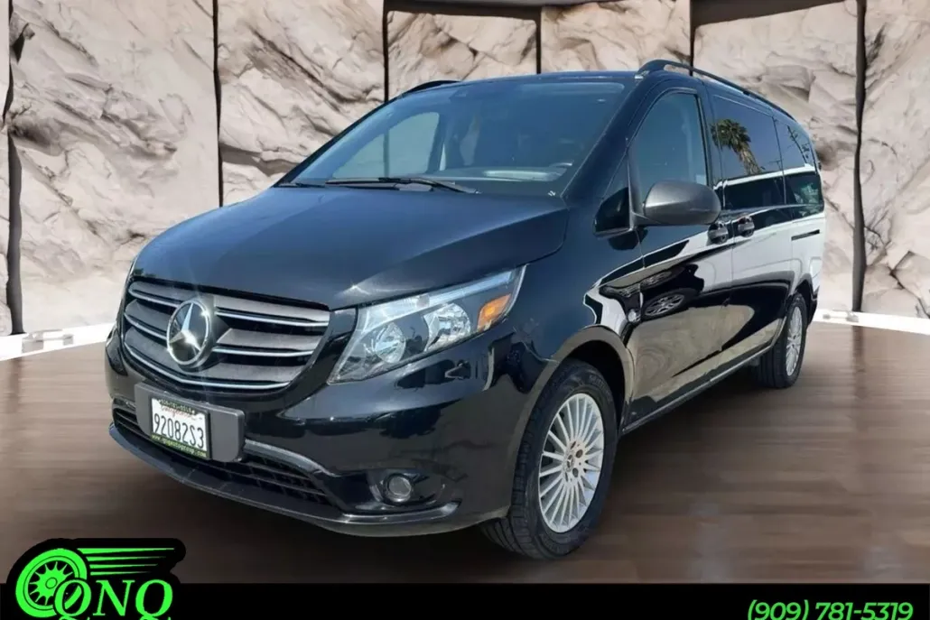 2022 Mercedes Benz Metris photo 1