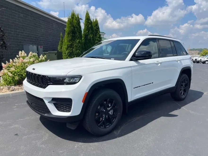 2025 Jeep Grand Cherokee Altitude X photo 1