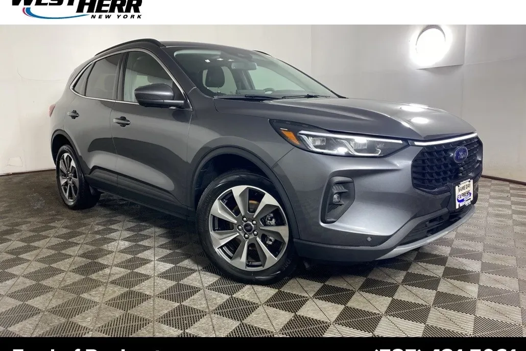 2024 Ford Escape Platinum photo 1