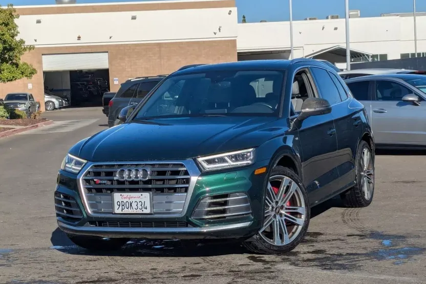 2018 Audi SQ5 Premium Plus photo 1