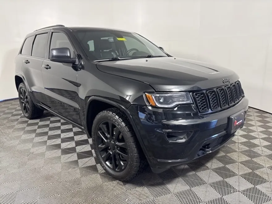 2020 Jeep Grand Cherokee Altitude photo 1