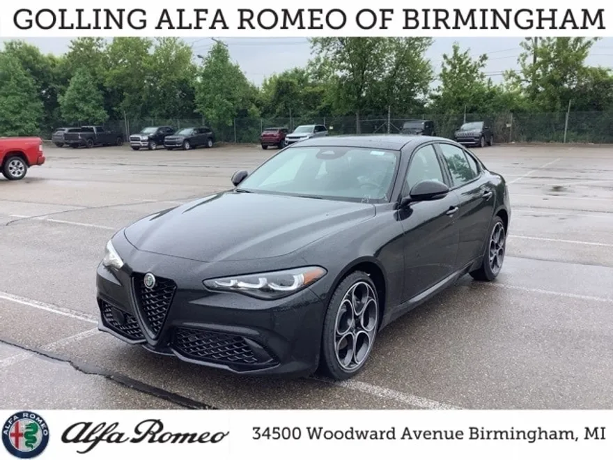 2025 Alfa Romeo Giulia SPRINT photo 1