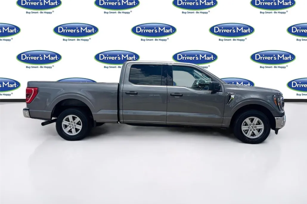 2023 Ford F-150 XLT photo 1