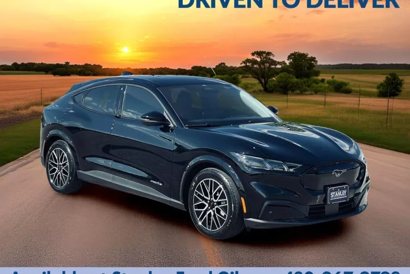 2025 Ford Mustang Mach-E Premium photo 1