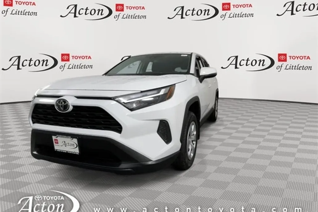 2025 Toyota RAV4 LE photo 1