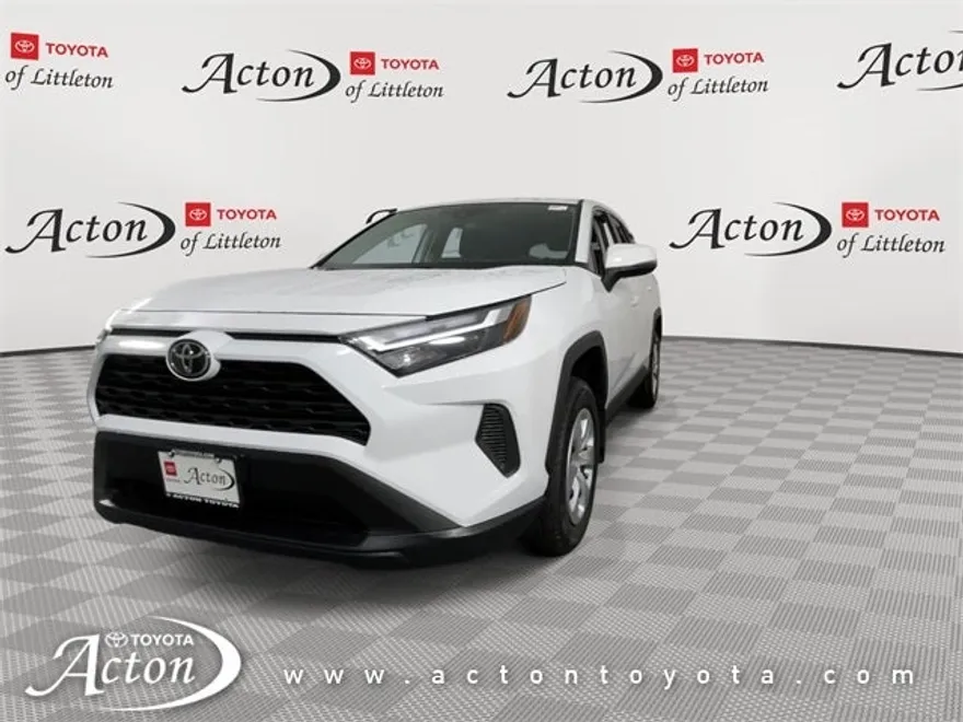 2025 Toyota RAV4 LE photo 1