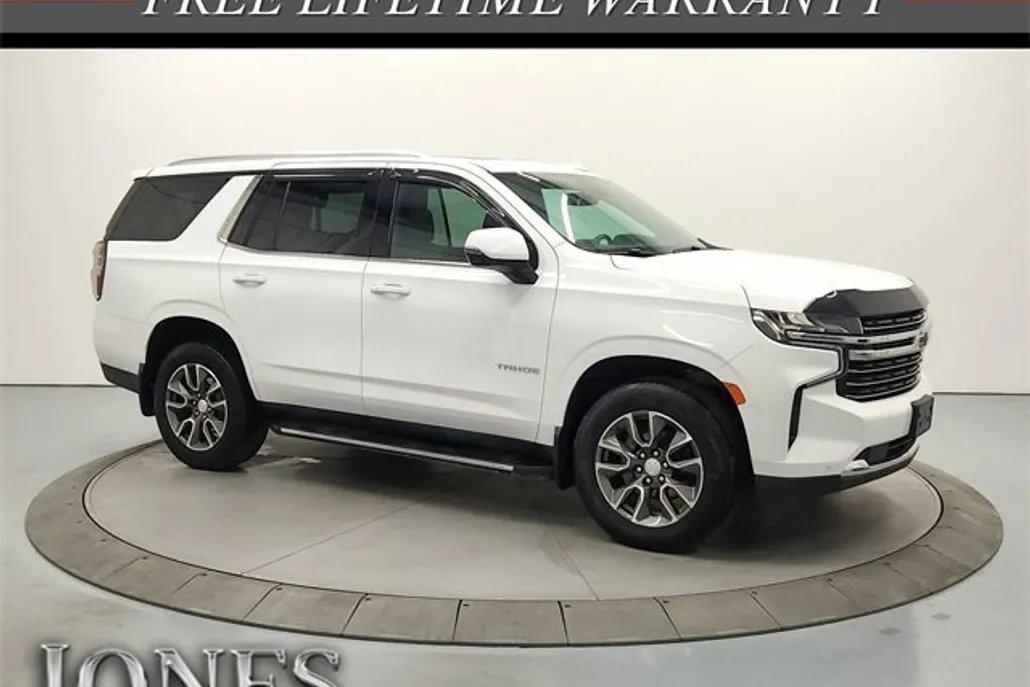 2023 Chevrolet Tahoe LT photo 1
