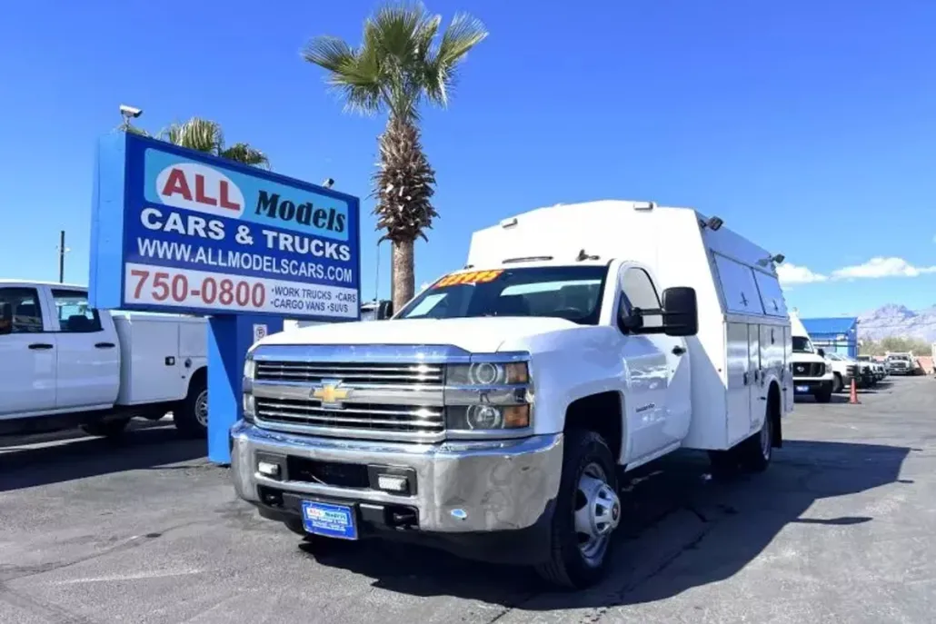 2015 Chevrolet Silverado 3500HD photo 1