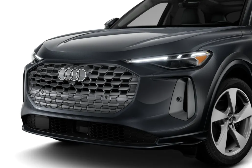 2025 Audi Q5 2.0T Prestige photo 1