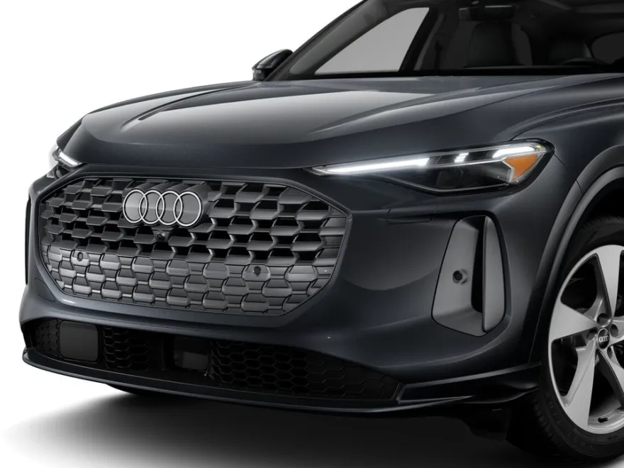 2025 Audi Q5 2.0T Prestige photo 1