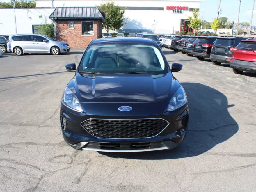 2021 Ford Escape SE photo 1
