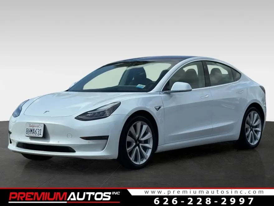 2018 Tesla Model 3 Long Range photo 1