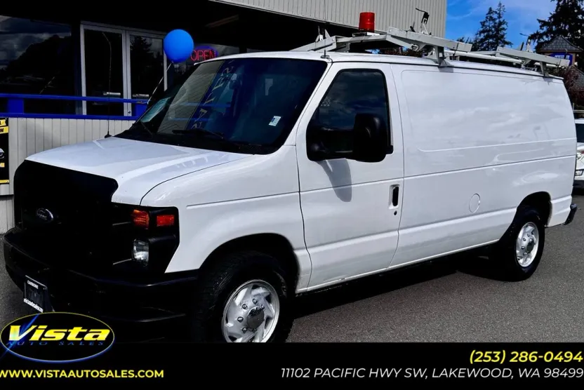 2009 Ford E-250 photo 1
