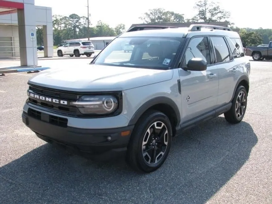 2023 Ford Bronco Sport Outer Banks photo 1