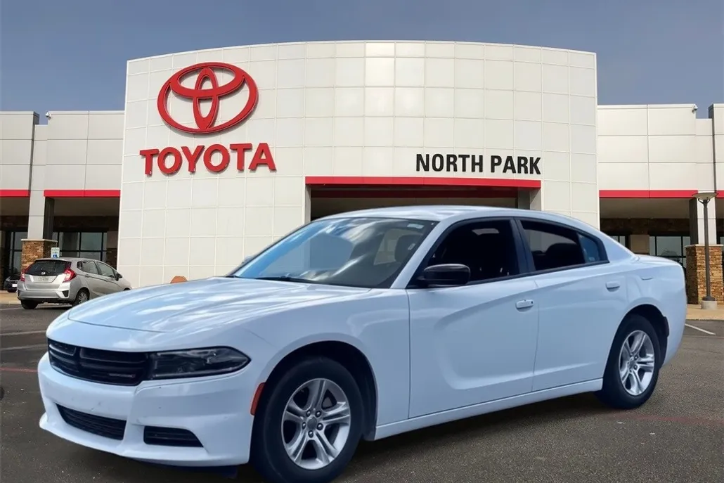 2023 Dodge Charger SXT photo 1