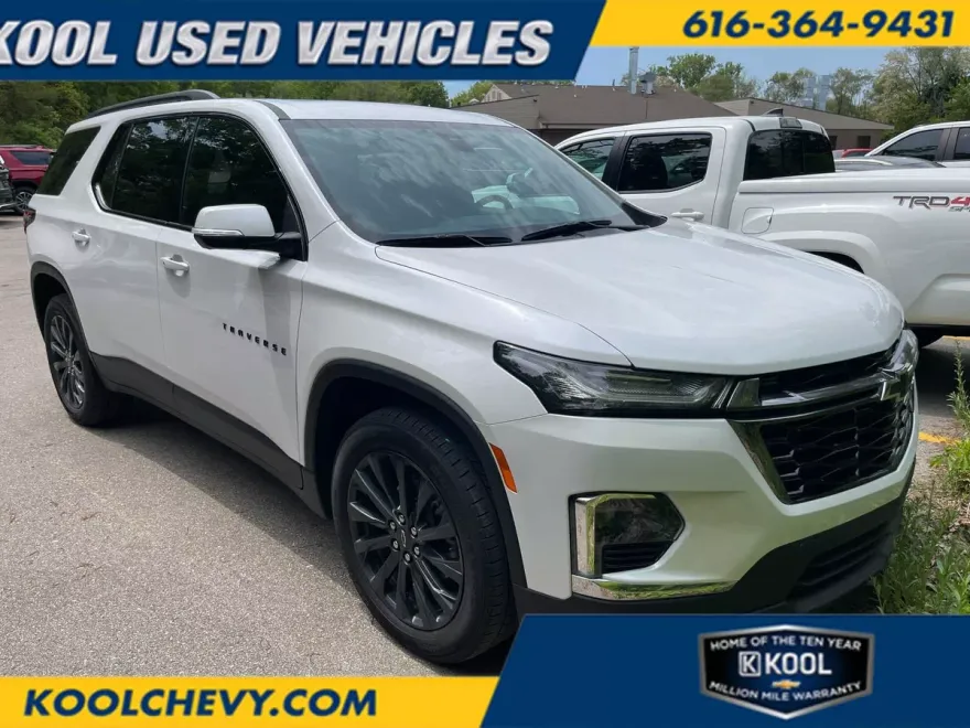 2023 Chevrolet Traverse RS photo 1