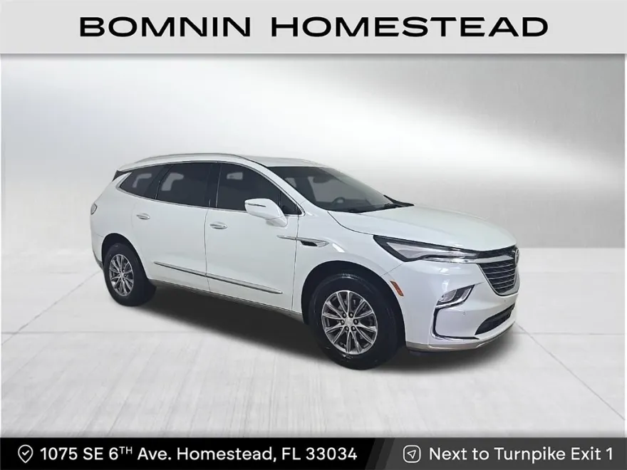 2022 Buick Enclave Essence photo 1
