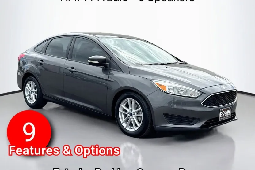 2016 Ford Focus SE photo 1