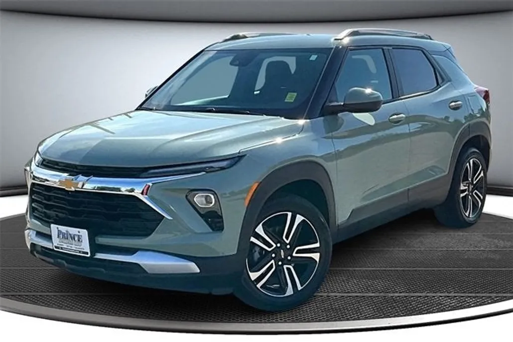 2026 Chevrolet Trailblazer LT photo 1