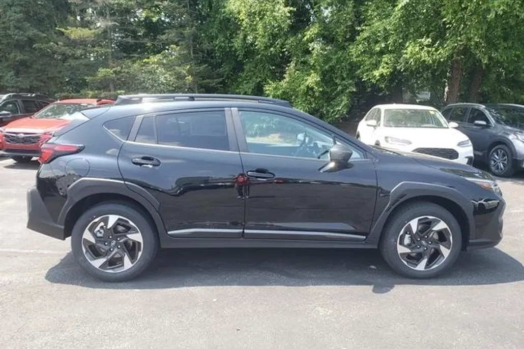2025 Subaru Crosstrek Limited photo 1