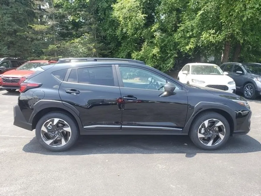 2025 Subaru Crosstrek Limited photo 1