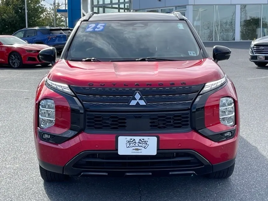 2025 Mitsubishi Outlander SEL Black Edition photo 1