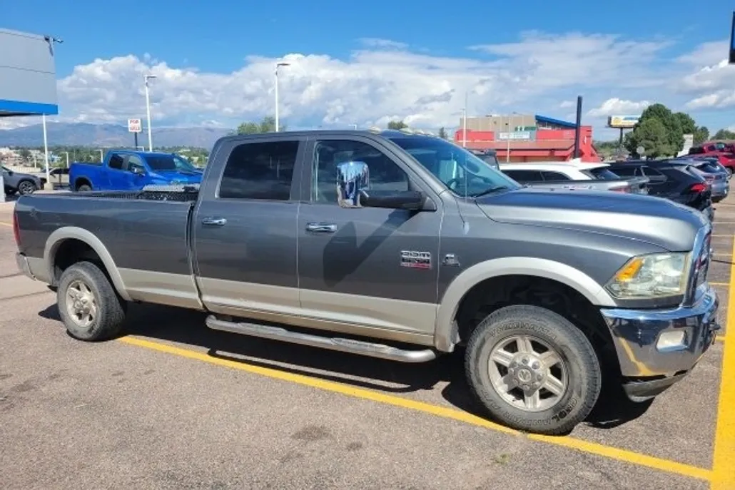 2011 Ram 2500 Laramie photo 1