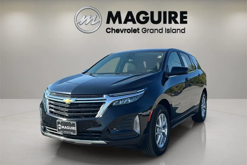 2022 Chevrolet Equinox LT photo 1