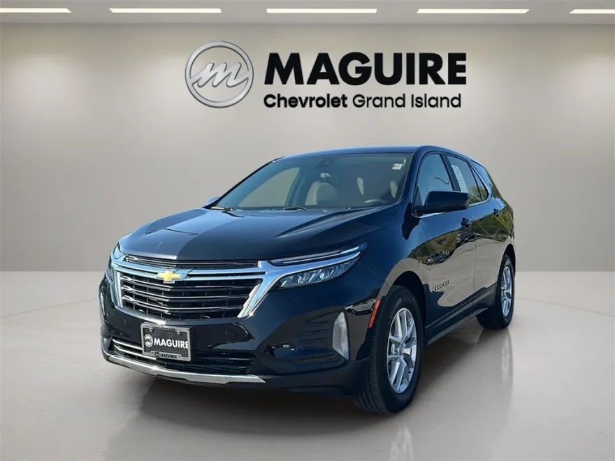 2022 Chevrolet Equinox LT photo 1