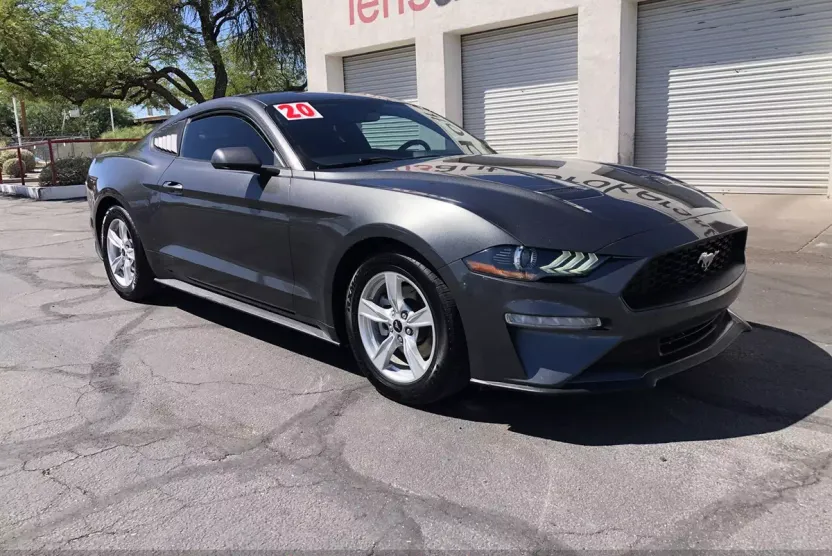 2020 Ford Mustang EcoBoost photo 1