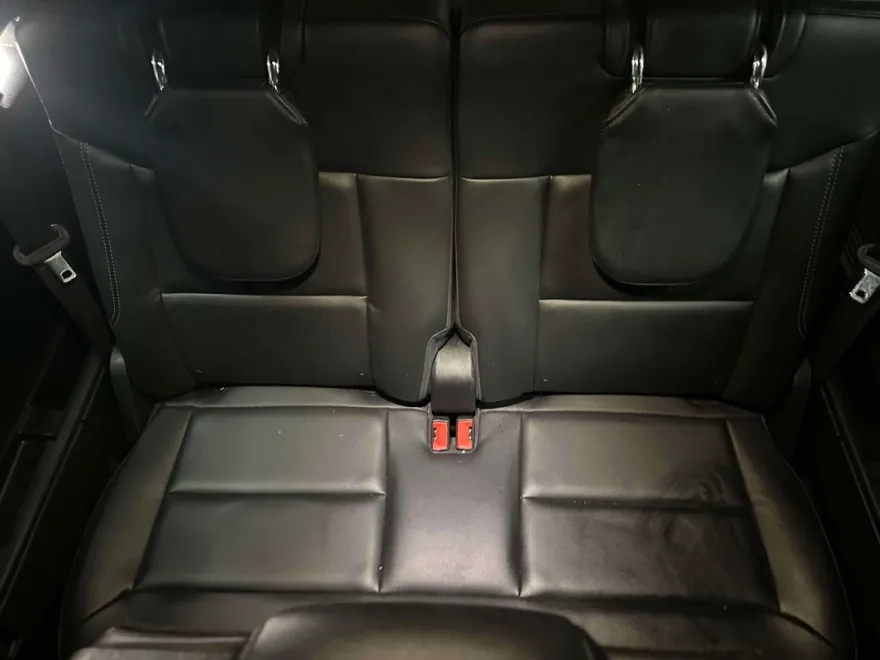 2023 Ford Explorer XLT photo 11