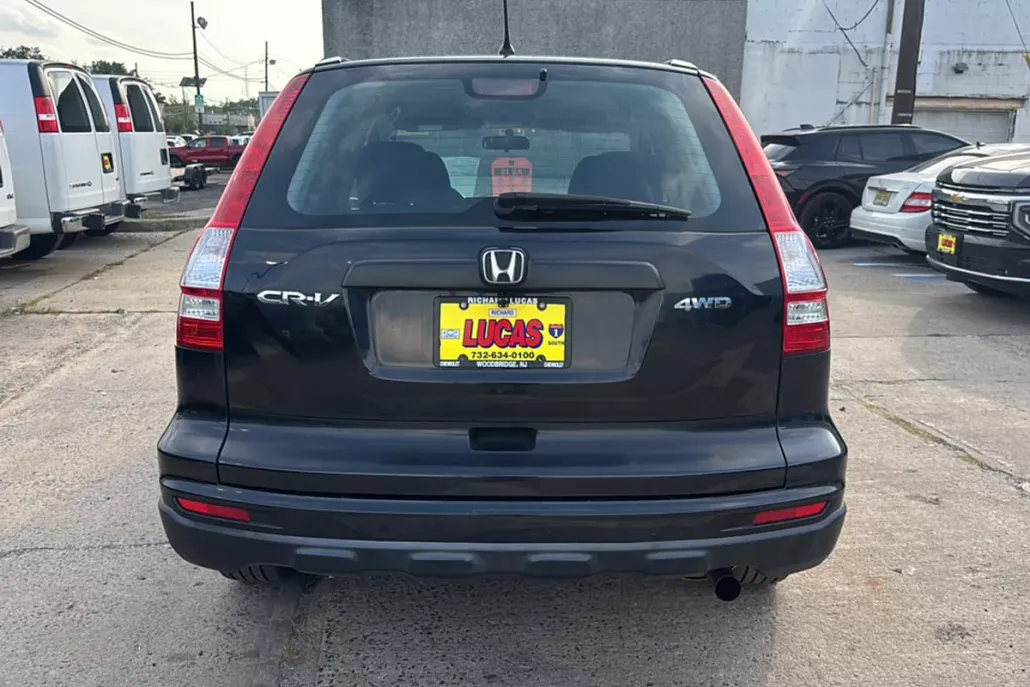 2010 Honda CR-V LX photo 1