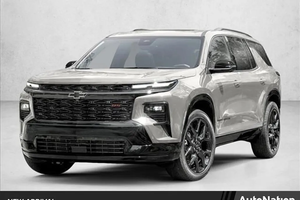 2025 Chevrolet Traverse photo 1