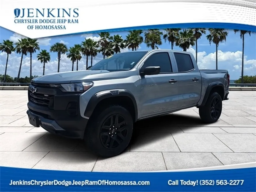 2024 Chevrolet Colorado Trail Boss photo 1