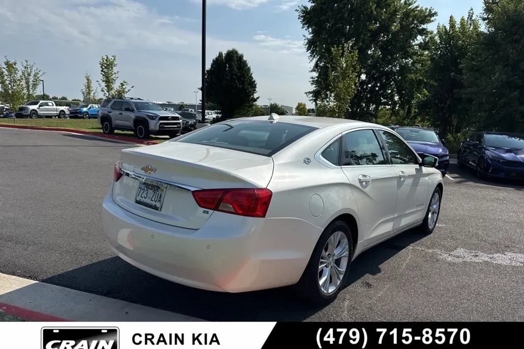 2014 Chevrolet Impala photo 1