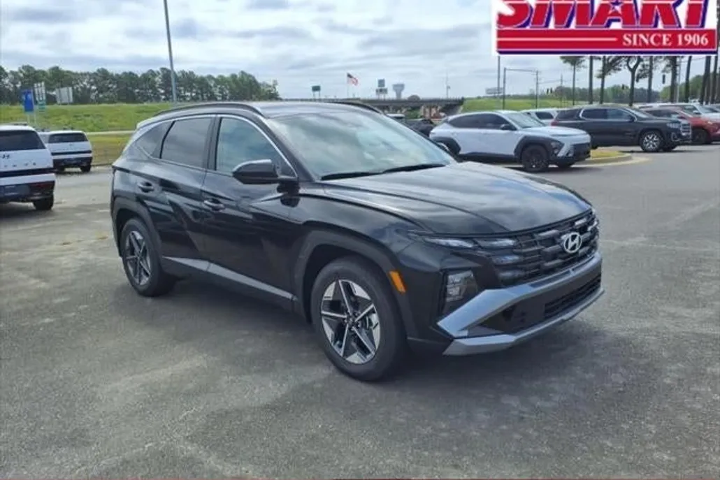 2025 Hyundai Tucson SEL photo 1