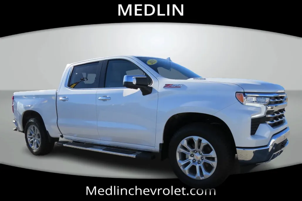 2025 Chevrolet Silverado 1500 LTZ photo 1