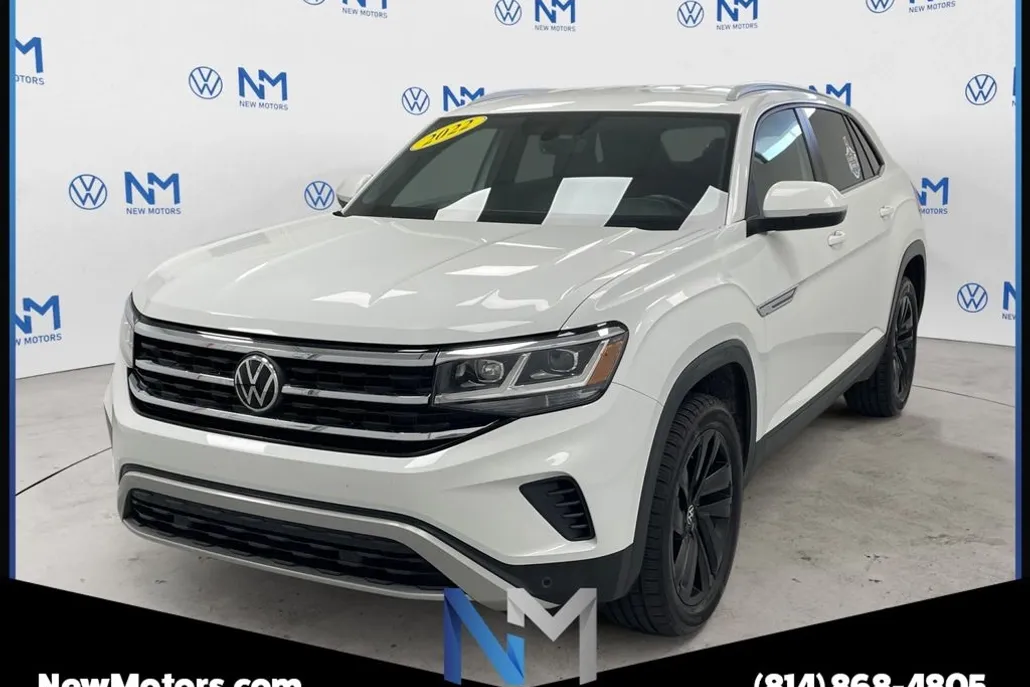 2022 Volkswagen Atlas Cross Sport V6 SE Technology photo 1