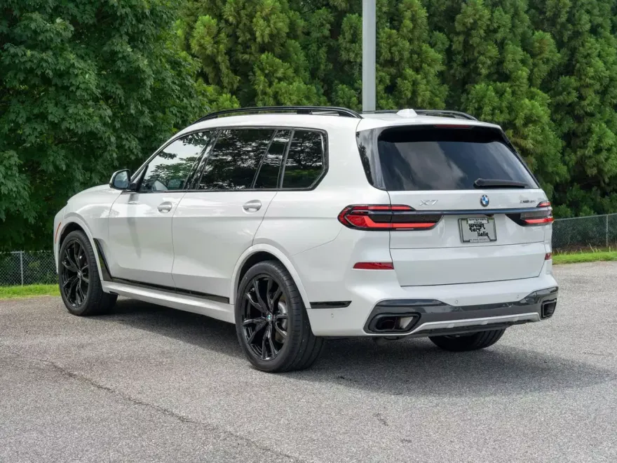 2024 Bmw X7 xDrive40i photo 1