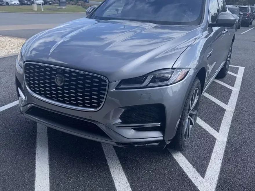 2021 Jaguar F-PACE P250 S photo 1