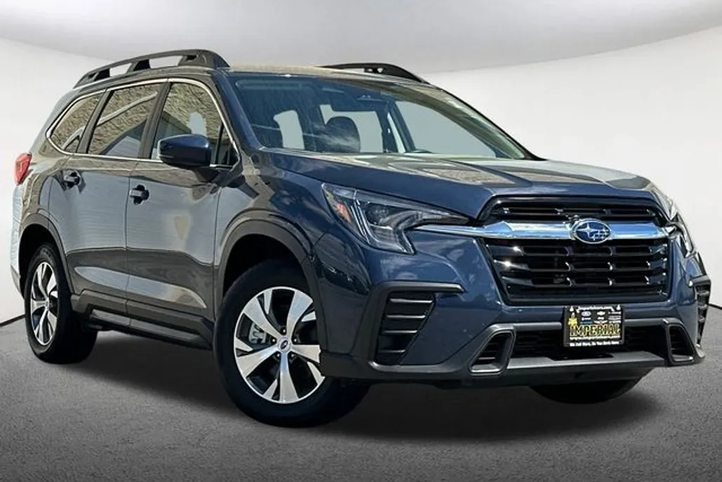 2024 Subaru Ascent Premium photo 1