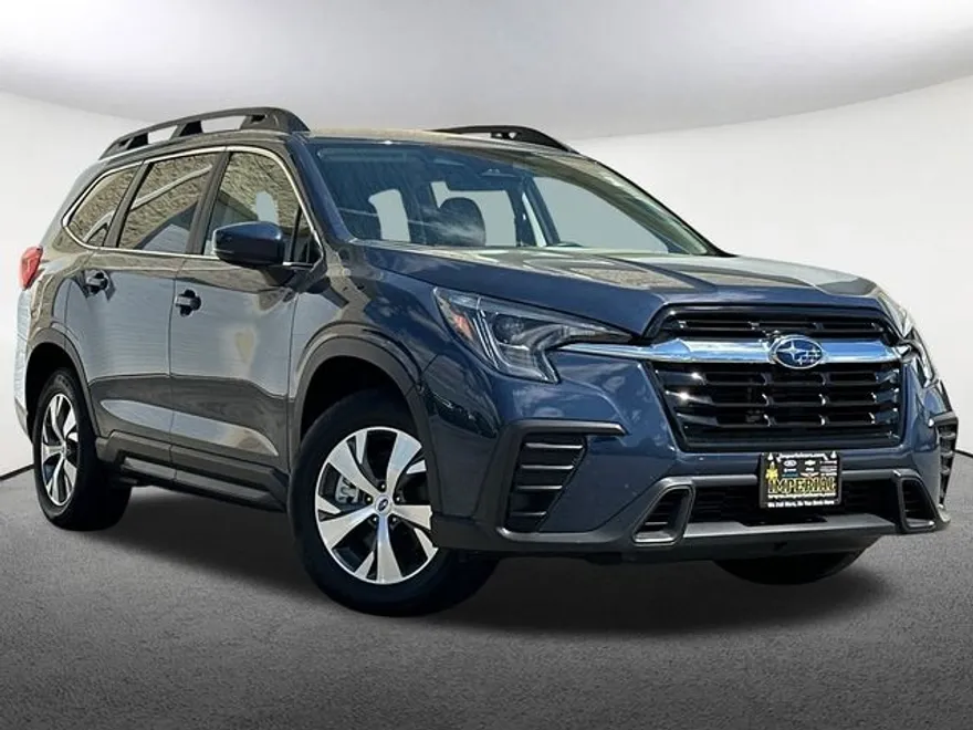 2024 Subaru Ascent Premium photo 1