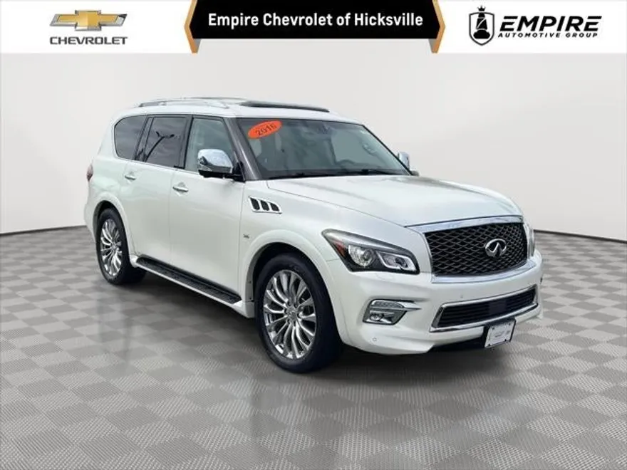 2016 Infiniti QX80 photo 1