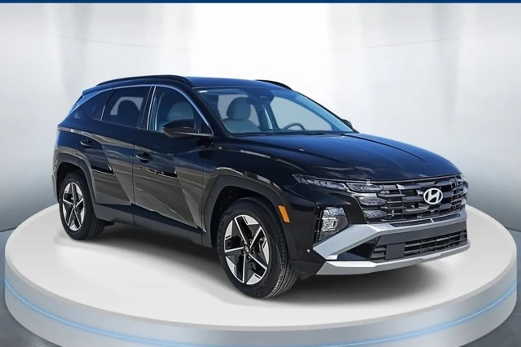 2025 Hyundai Tucson SEL photo 1