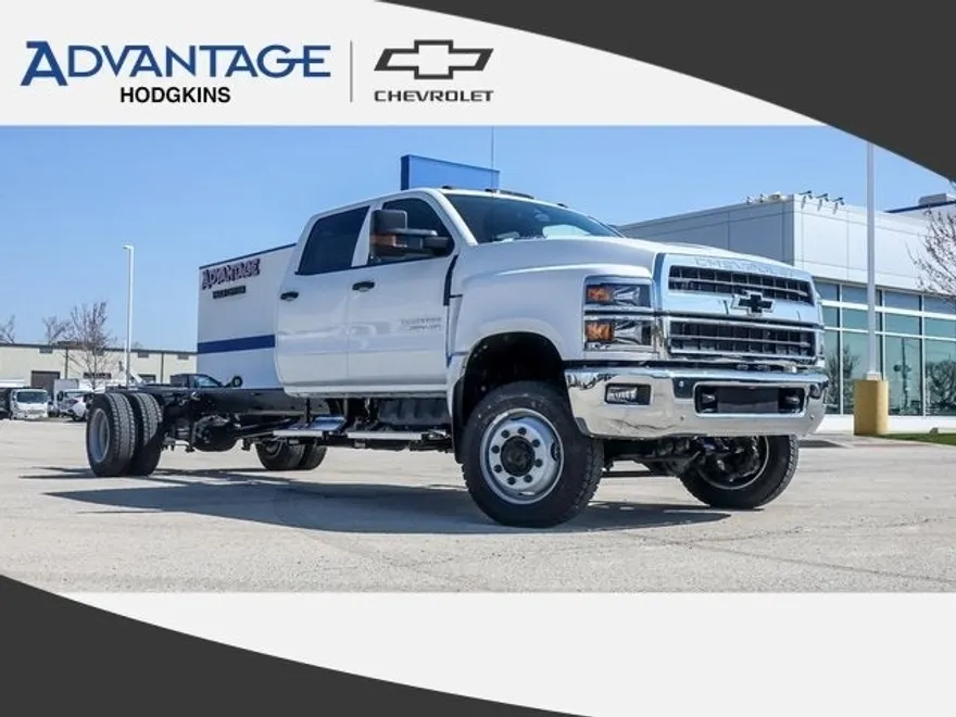 2024 Chevrolet Silverado 4500HD Work Truck photo 1