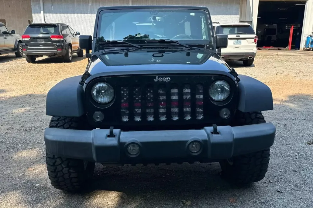 2017 Jeep Wrangler Unlimited Sport photo 1