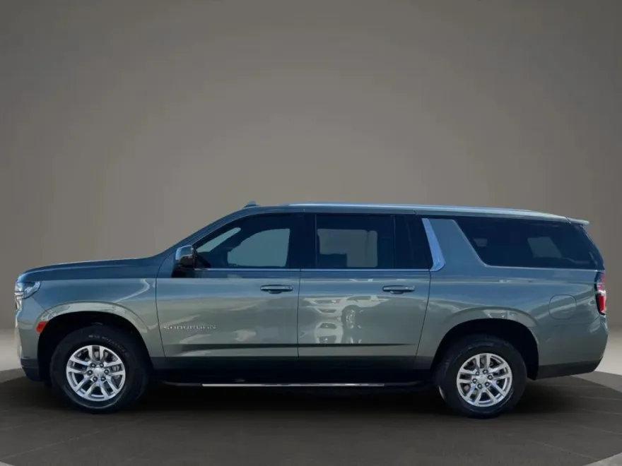 2024 Chevrolet Suburban LS photo 1
