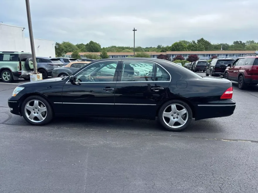 2005 Lexus LS 430 photo 1