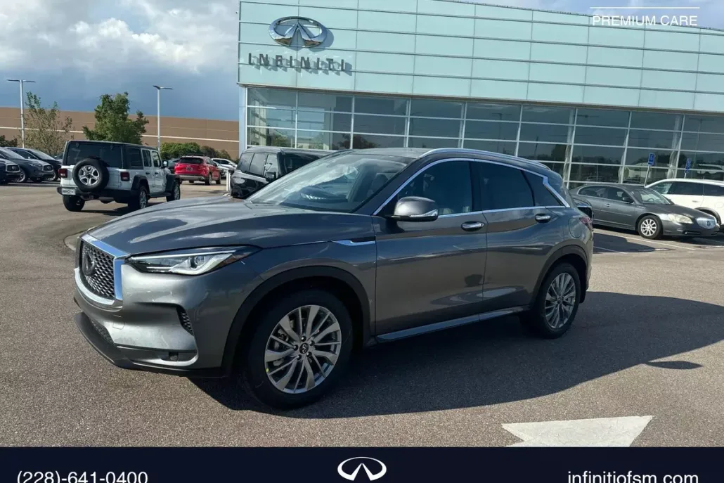 2025 Infiniti QX50 Luxe AWD photo 1