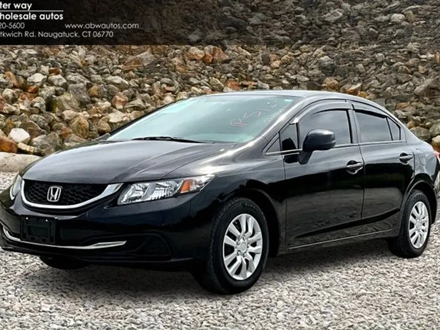 2013 Honda Civic LX photo 1